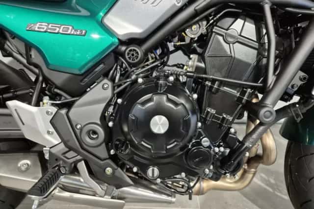 Kawasaki Z 650 RS (2026) thumbnail 4