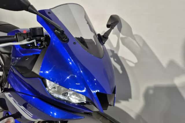 Yamaha YZF-R3 (2022) thumbnail 2