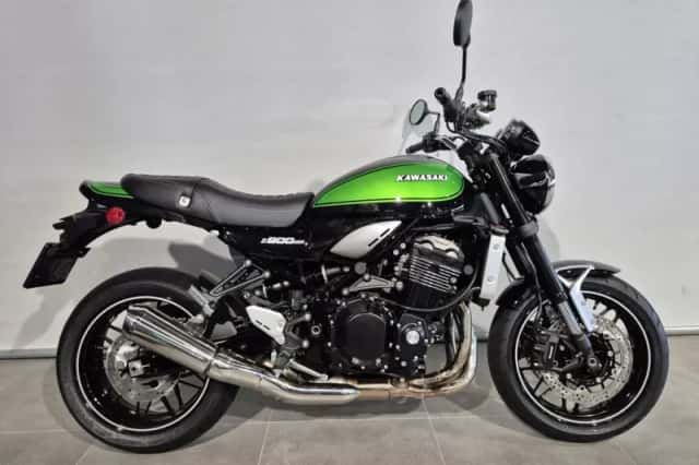 Kawasaki Z900RS (2025) thumbnail 1