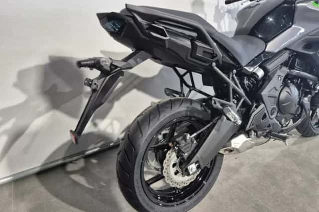Kawasaki Versys 650 (2026) thumbnail 5