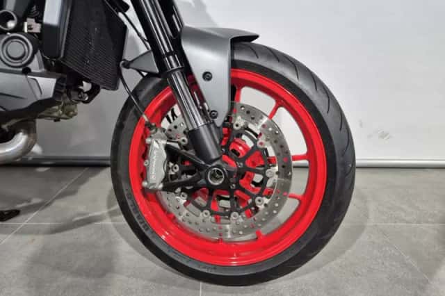 Ducati Monster (2021) thumbnail 3