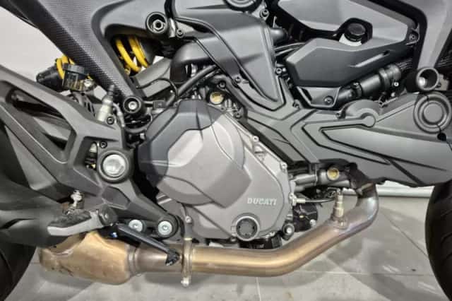 Ducati Monster (2021) thumbnail 4