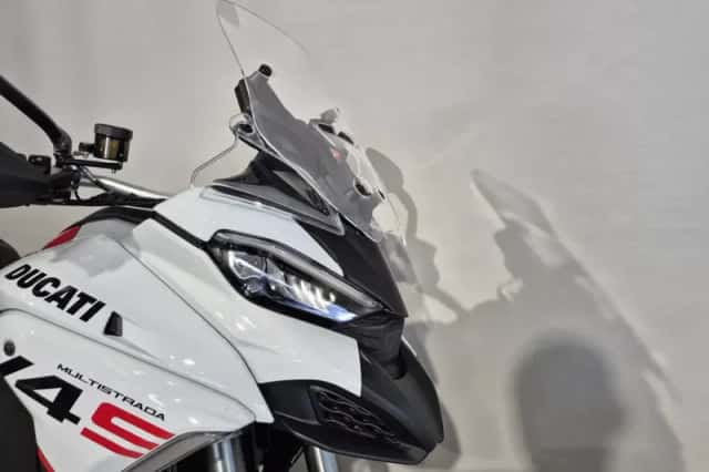 Ducati Multistrada V4S (2026) thumbnail 2