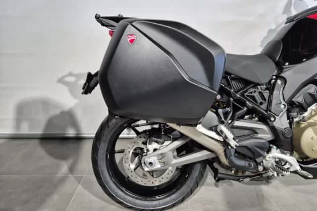 Ducati Multistrada V4S (2026) thumbnail 5
