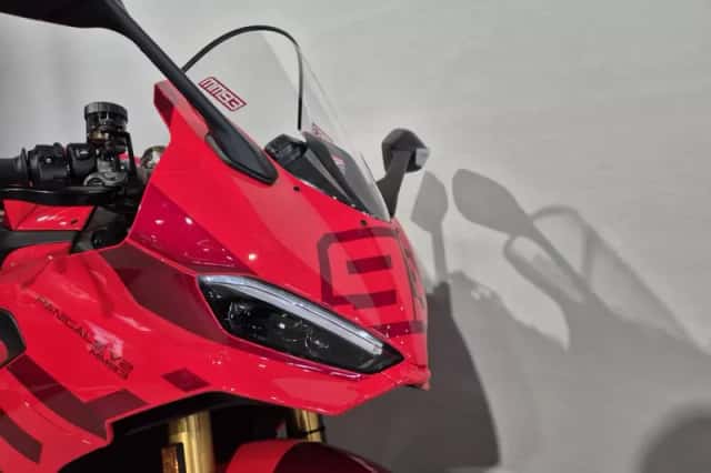 Ducati Panigale V2 (2026) thumbnail 2