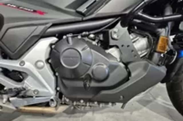 Honda NC750X (2020) thumbnail 3