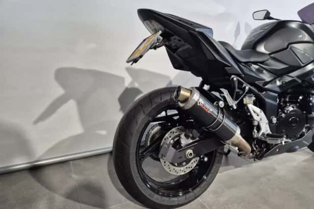 Suzuki GSR750 (2014) thumbnail 6