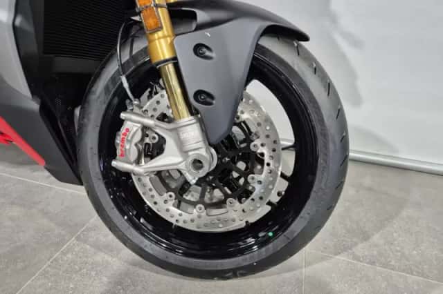 Ducati Streetfighter V2 (2026) thumbnail 3