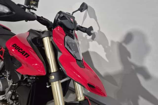 Ducati Hypermotard V2 (2026) thumbnail 2