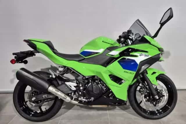 Kawasaki Ninja 250 R (2014) thumbnail 2