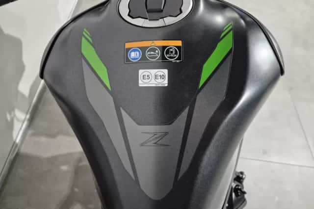 Kawasaki Z 900 se (2026) thumbnail 6