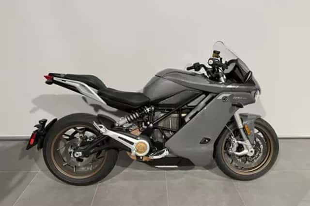 Kawasaki Z900 (2026) thumbnail 4