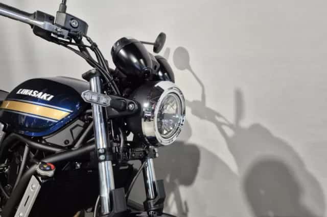 Kawasaki Z 650 RS (0) thumbnail 2