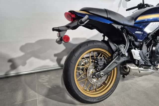 Kawasaki Z 650 RS (0) thumbnail 5