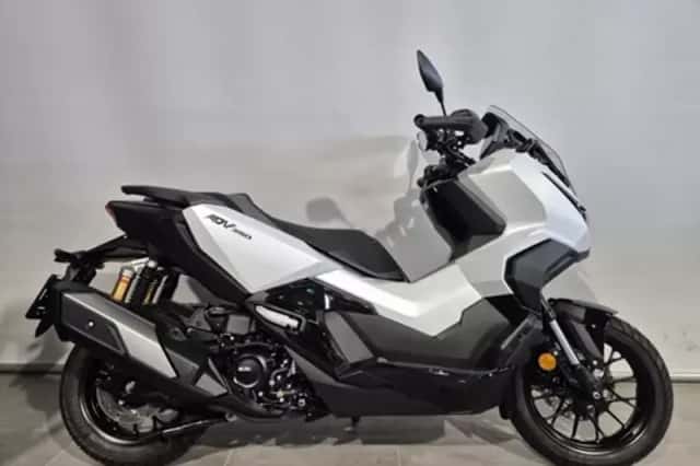Kawasaki Z900 (2026) thumbnail 2