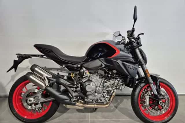 Honda NC750X (2026) thumbnail 1