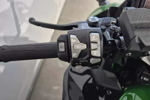 Kawasaki Ninja 1100 SX (2026) thumbnail 6