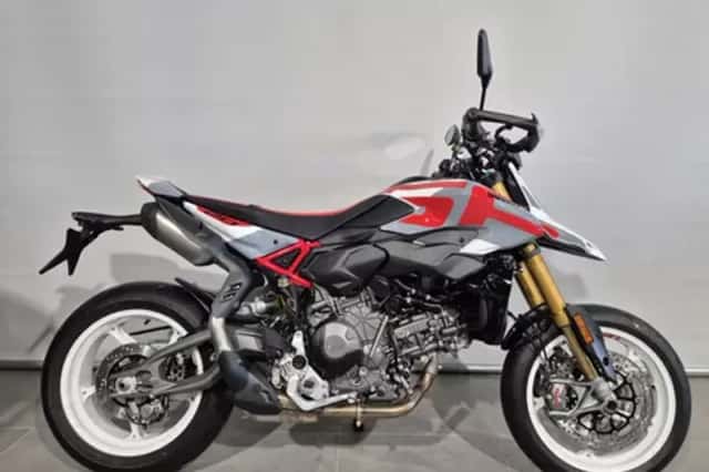 Honda CB125R (2022) thumbnail 1