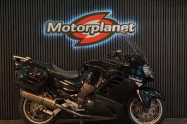 Kawasaki 1400 GTR (2008) thumbnail 1