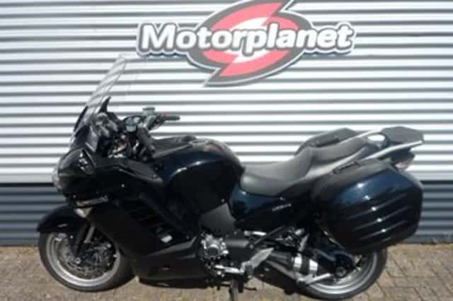 KAWASAKI 1400 GTR (2008) thumbnail 2