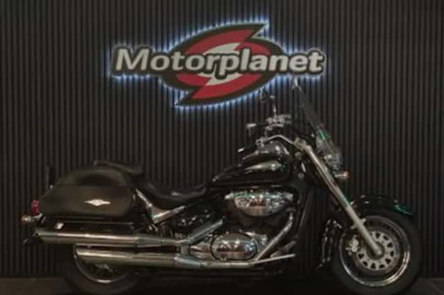 Suzuki VL800 (2004) thumbnail 1