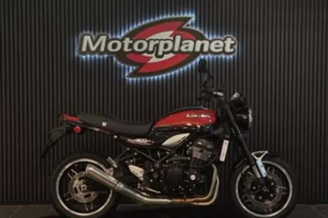 Kawasaki Z900RS (2018) thumbnail 1