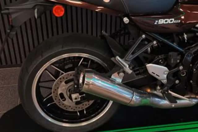 Kawasaki Z900RS (2018) thumbnail 5
