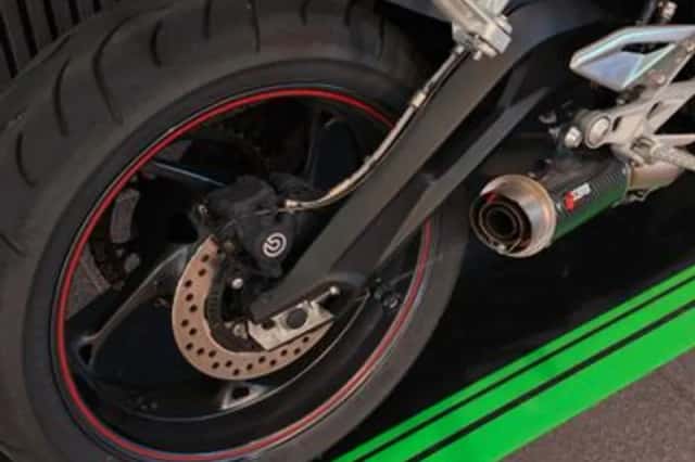 Triumph Street Triple RS (2018) thumbnail 5