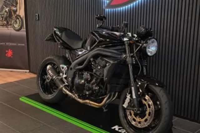 Triumph Speed Triple (2010) thumbnail 3