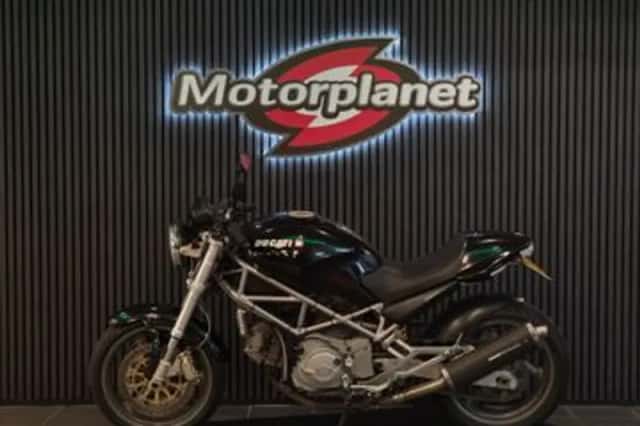 Ducati Monster 800 (2004) thumbnail 2