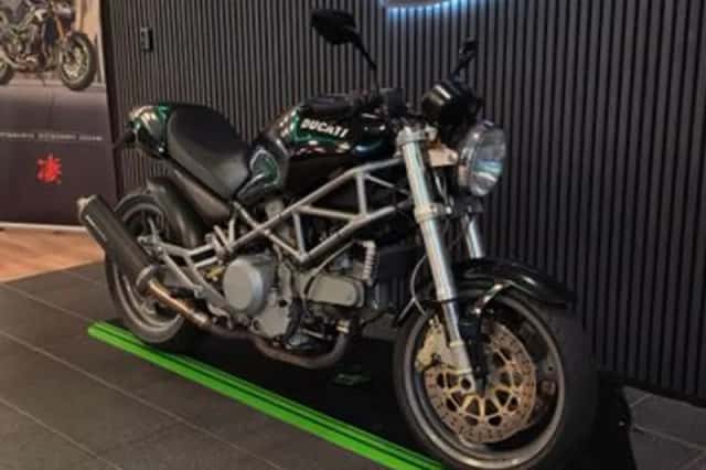 Ducati Monster 800 (2004) thumbnail 3