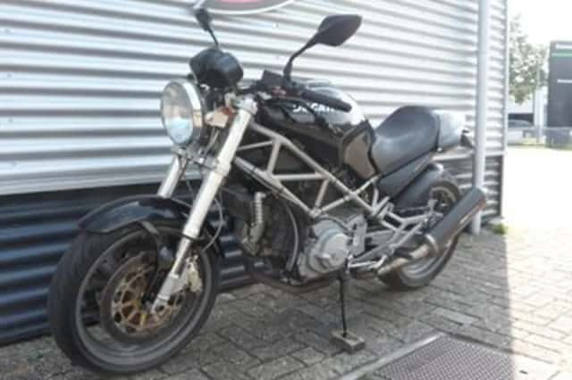 DUCATI MONSTER 800 (2004) thumbnail 4