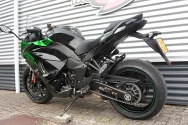 KAWASAKI NINJA 1000SX (2024) thumbnail 5