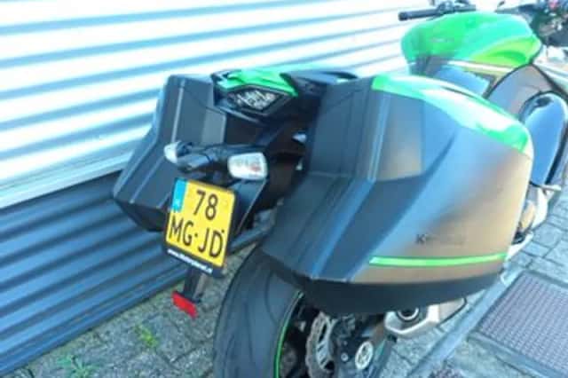KAWASAKI Z 1000 SX ABS (2016) thumbnail 3
