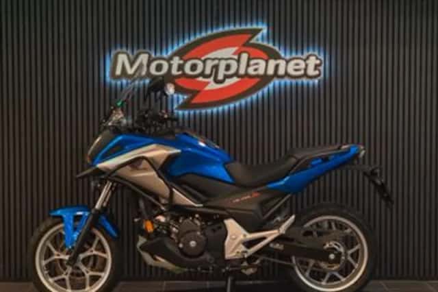 Honda NC750X (2017) thumbnail 2