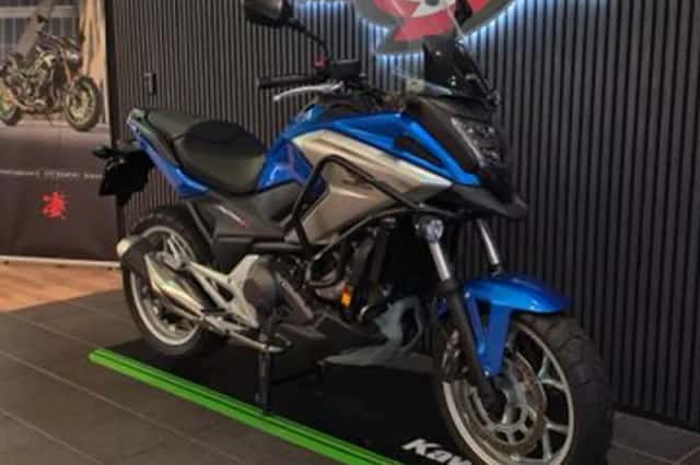 Honda NC750X (2017) thumbnail 3