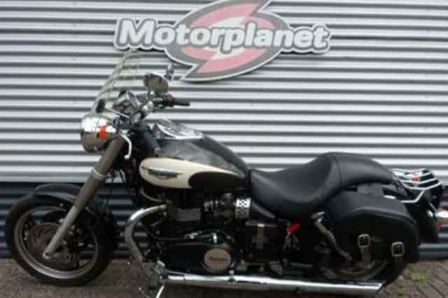 TRIUMPH SPEEDMASTER (2010) thumbnail 2