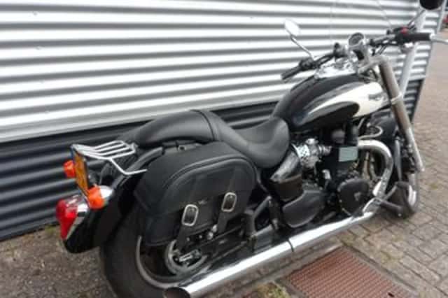 TRIUMPH SPEEDMASTER (2010) thumbnail 4