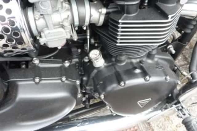 TRIUMPH SPEEDMASTER (2010) thumbnail 6