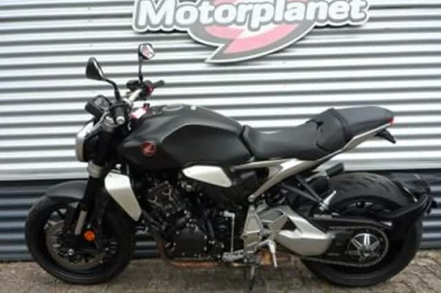 Honda CB 1000 R (2022) thumbnail 2