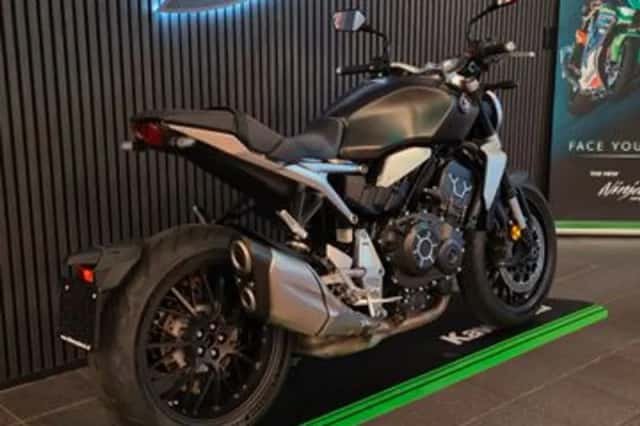 Honda CB1000R (2022) thumbnail 4