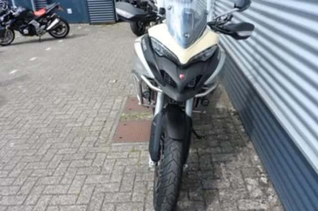 DUCATI MULTISTRADA 1260 ENDURO (2019) thumbnail 4
