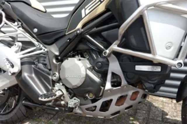 DUCATI MULTISTRADA 1260 ENDURO (2019) thumbnail 5