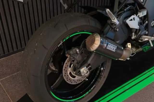 Kawasaki Ninja ZX-10R (2025) thumbnail 5