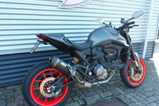 DUCATI MONSTER / MONSTER + (2021) thumbnail 4