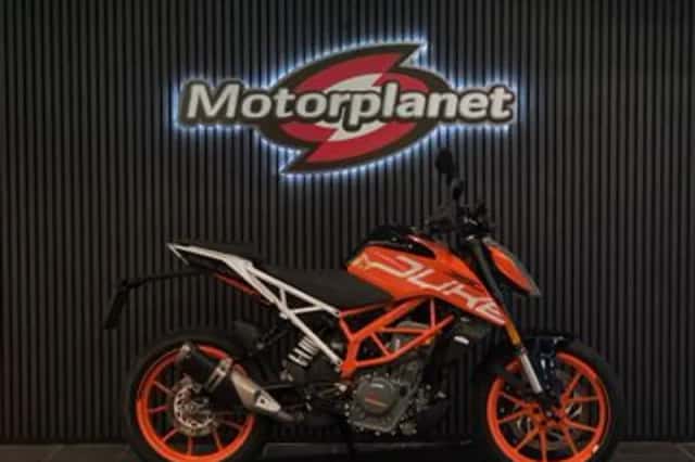 KTM 390 Duke (2020) thumbnail 1