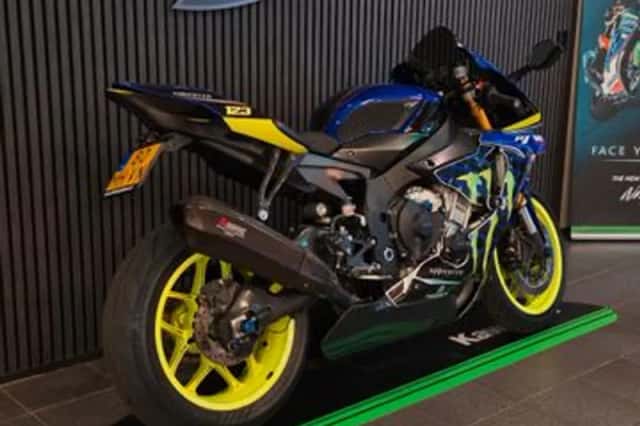 Yamaha YZF-R1 (2017) thumbnail 5