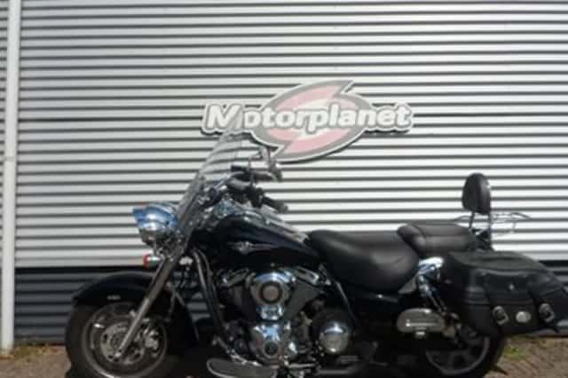 KAWASAKI VN 1700 CLASSIC ABS (2011) thumbnail 2