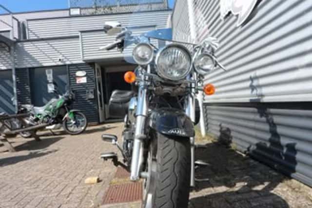 KAWASAKI VN 1700 CLASSIC ABS (2011) thumbnail 4