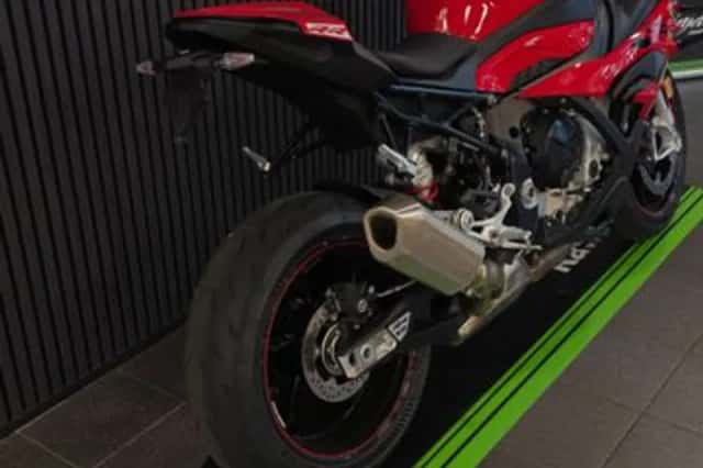 BMW S 1000 RR (2025) thumbnail 5